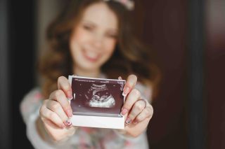6 Weeks Pregnant: Expect, Cramping & First Ultrasound Guide