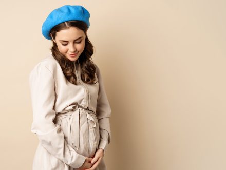 7 Weeks Pregnant: Pregnancy Symptoms, Belly Changes & Tips